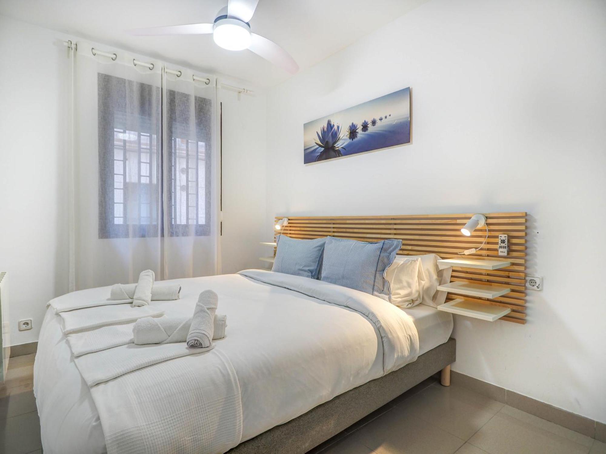 White Center Apartment By Hello Homes Sitges Luaran gambar